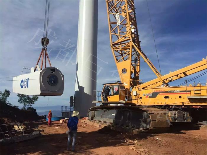 云南楚雄2.0風(fēng)機(jī)吊裝.jpg 云南楚雄2.0風(fēng)機(jī)吊裝.jpg