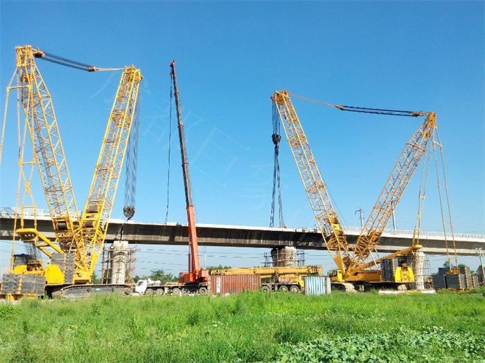 成綿樂(lè)高鐵吊裝.jpg 成綿樂(lè)高鐵吊裝.jpg